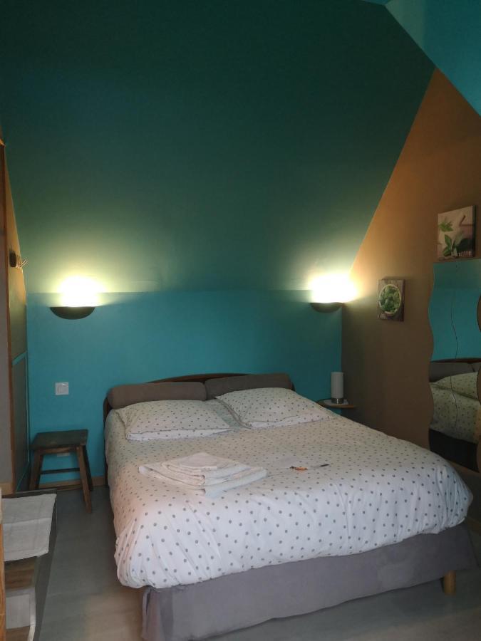 B&B Le Relais De Chantecor La Coquille Exteriör bild