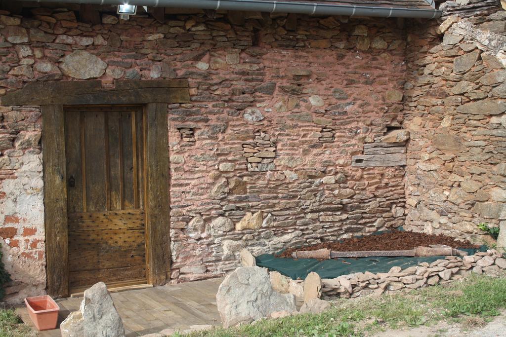 B&B Le Relais De Chantecor La Coquille Exteriör bild