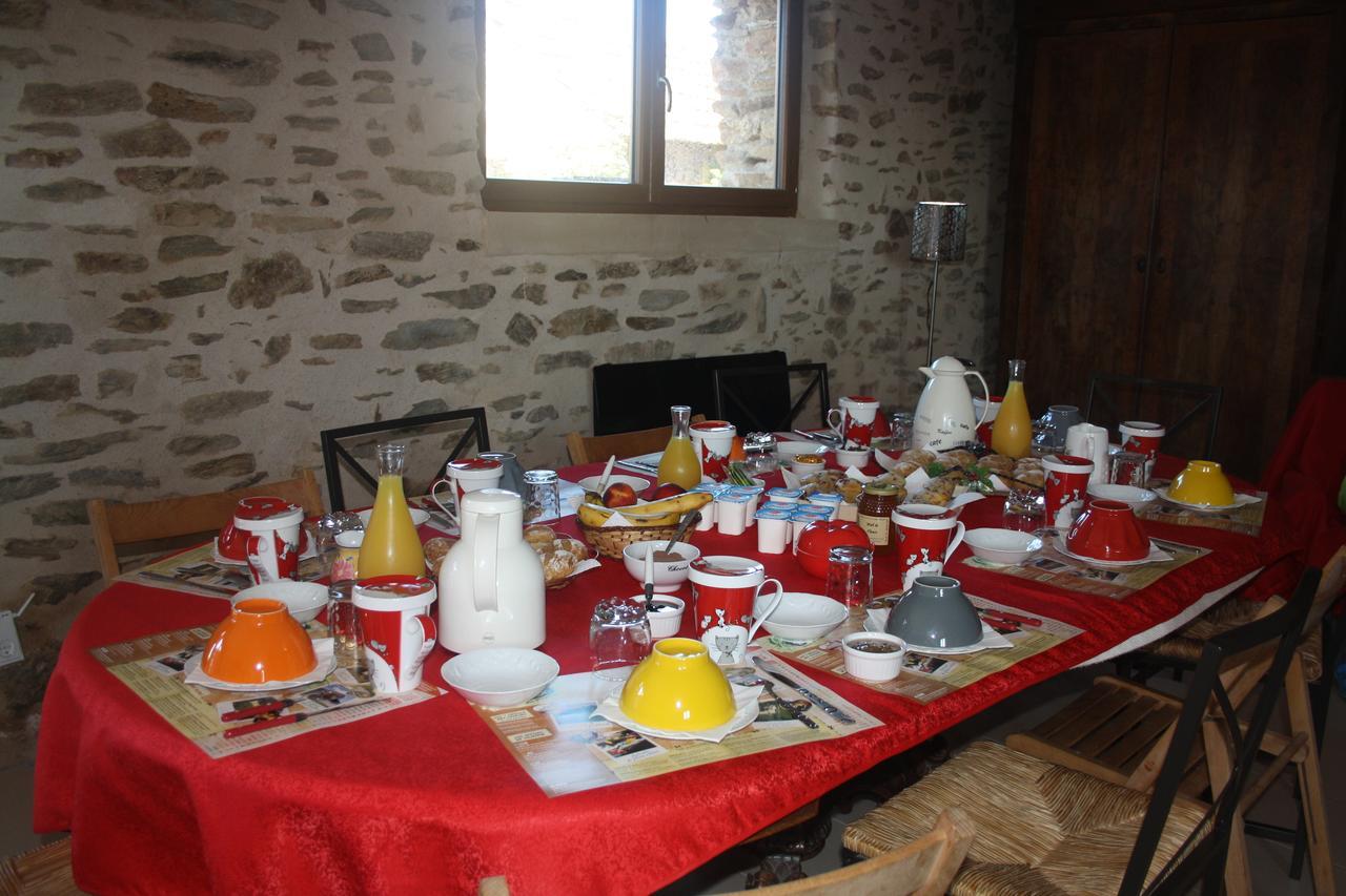 B&B Le Relais De Chantecor La Coquille Exteriör bild